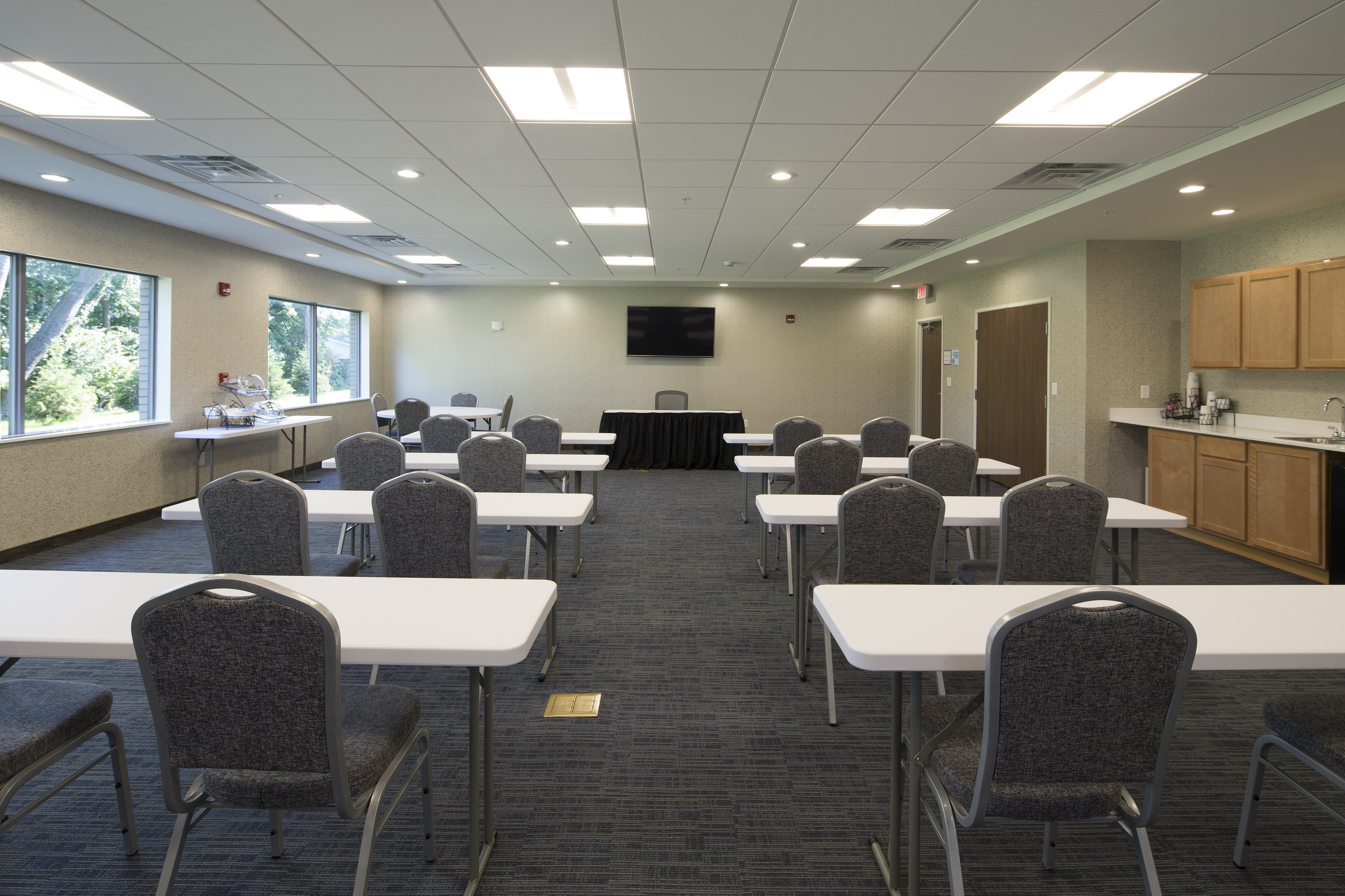 holiday inn express and suites michigan city an ihg hotel
