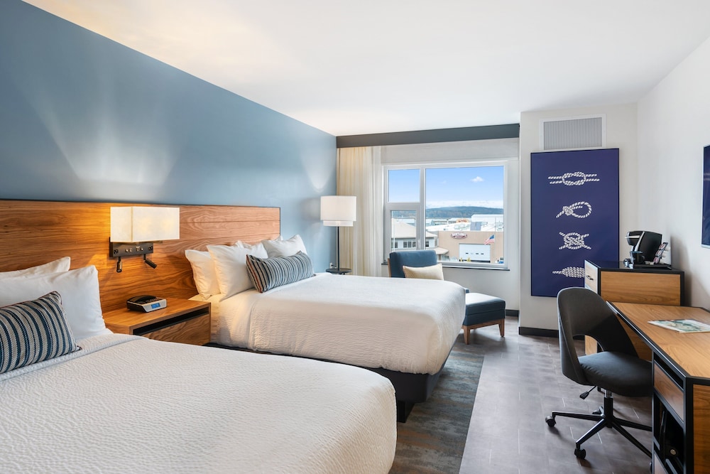 hotel indigo everett waterfront place an ihg hotel