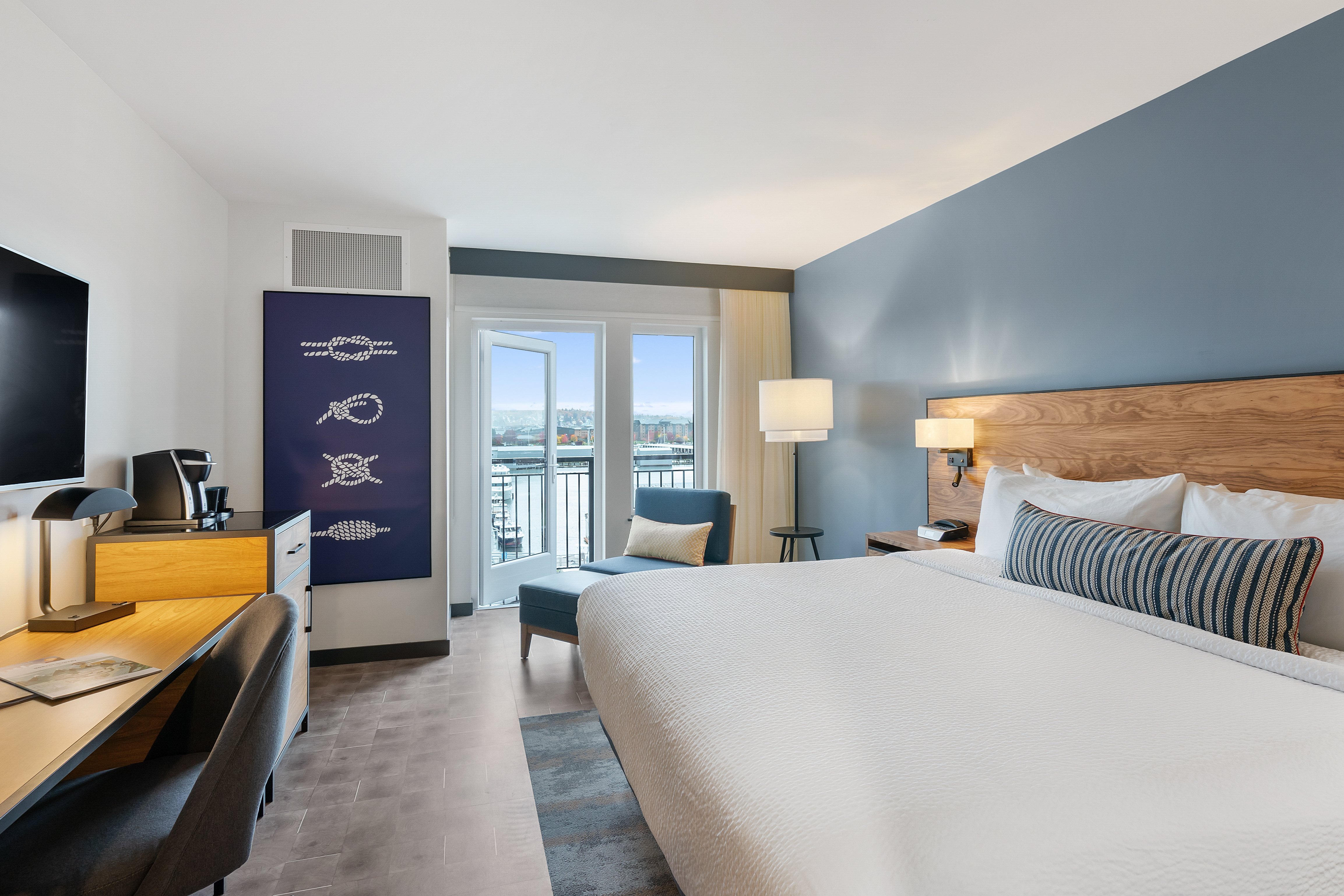 hotel indigo everett waterfront place an ihg hotel