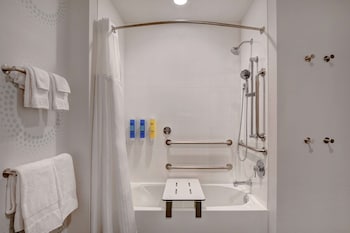 tru by hilton columbia greystone