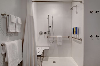 tru by hilton columbia greystone