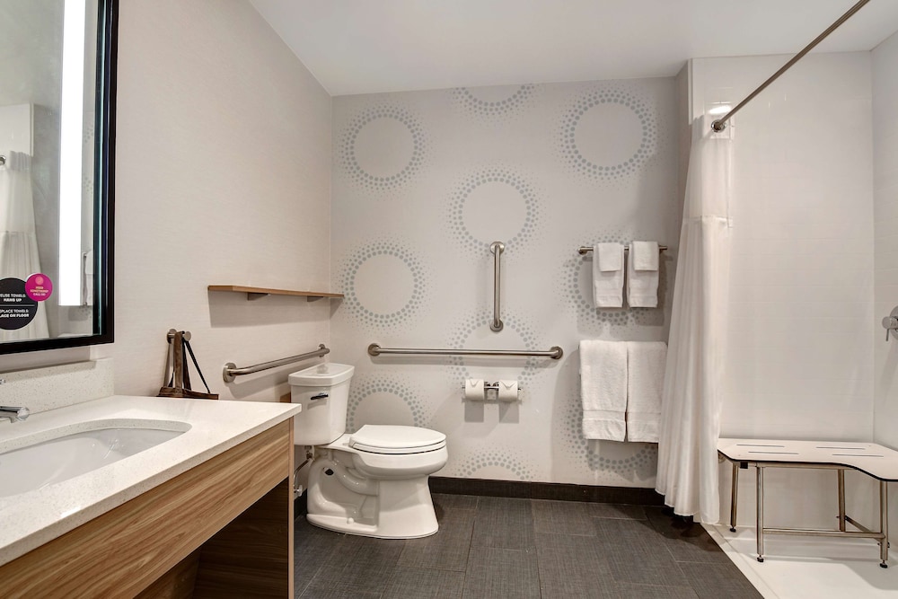 tru by hilton columbia greystone