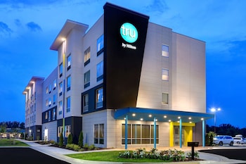 tru by hilton columbia greystone