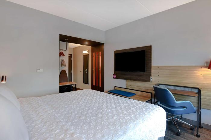 tru by hilton columbia greystone