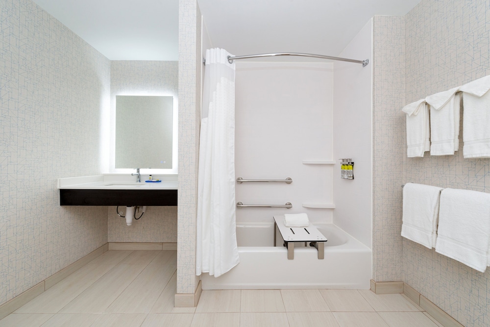 hol inn exp and suites romeoville joliet north