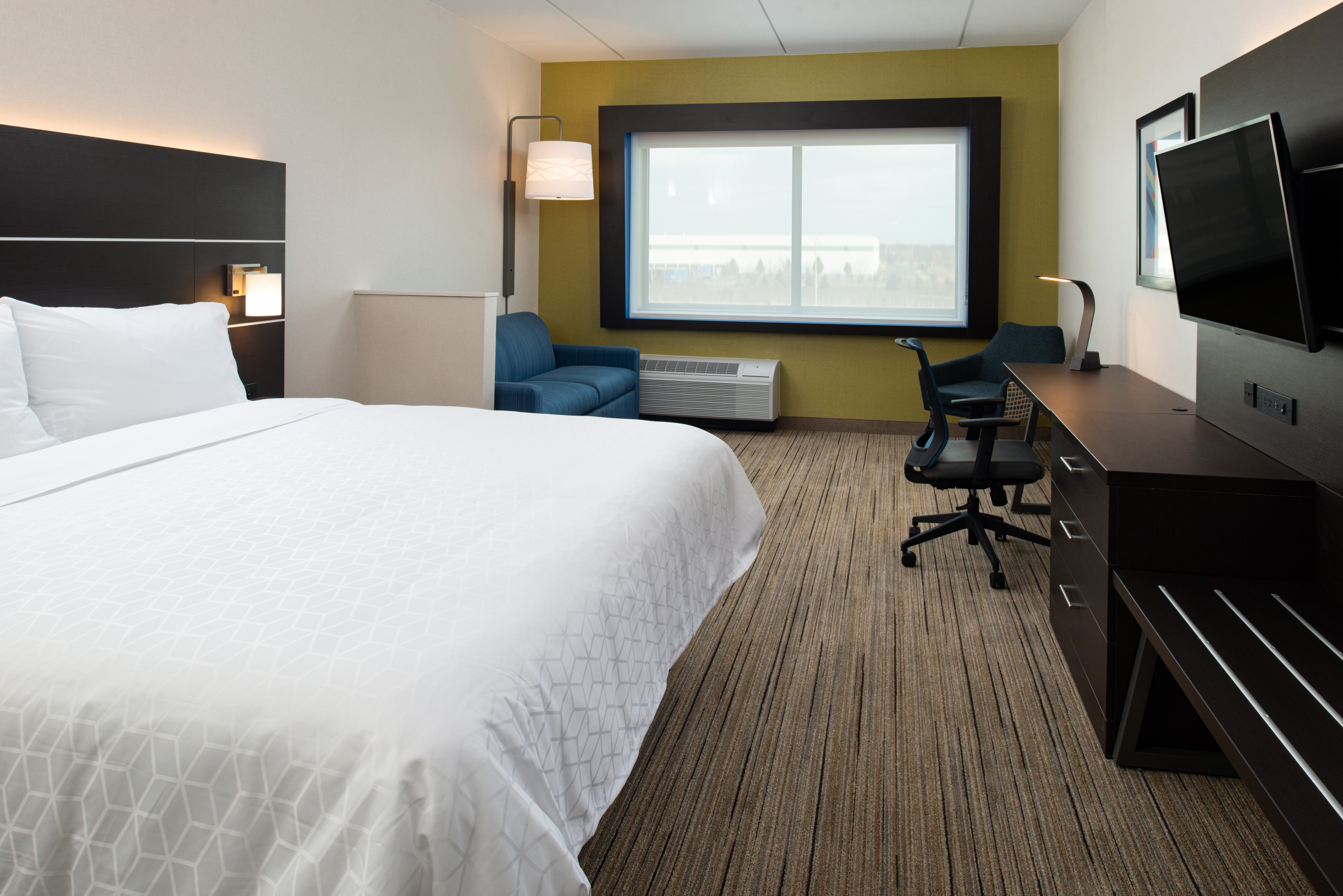 hol inn exp and suites romeoville joliet north