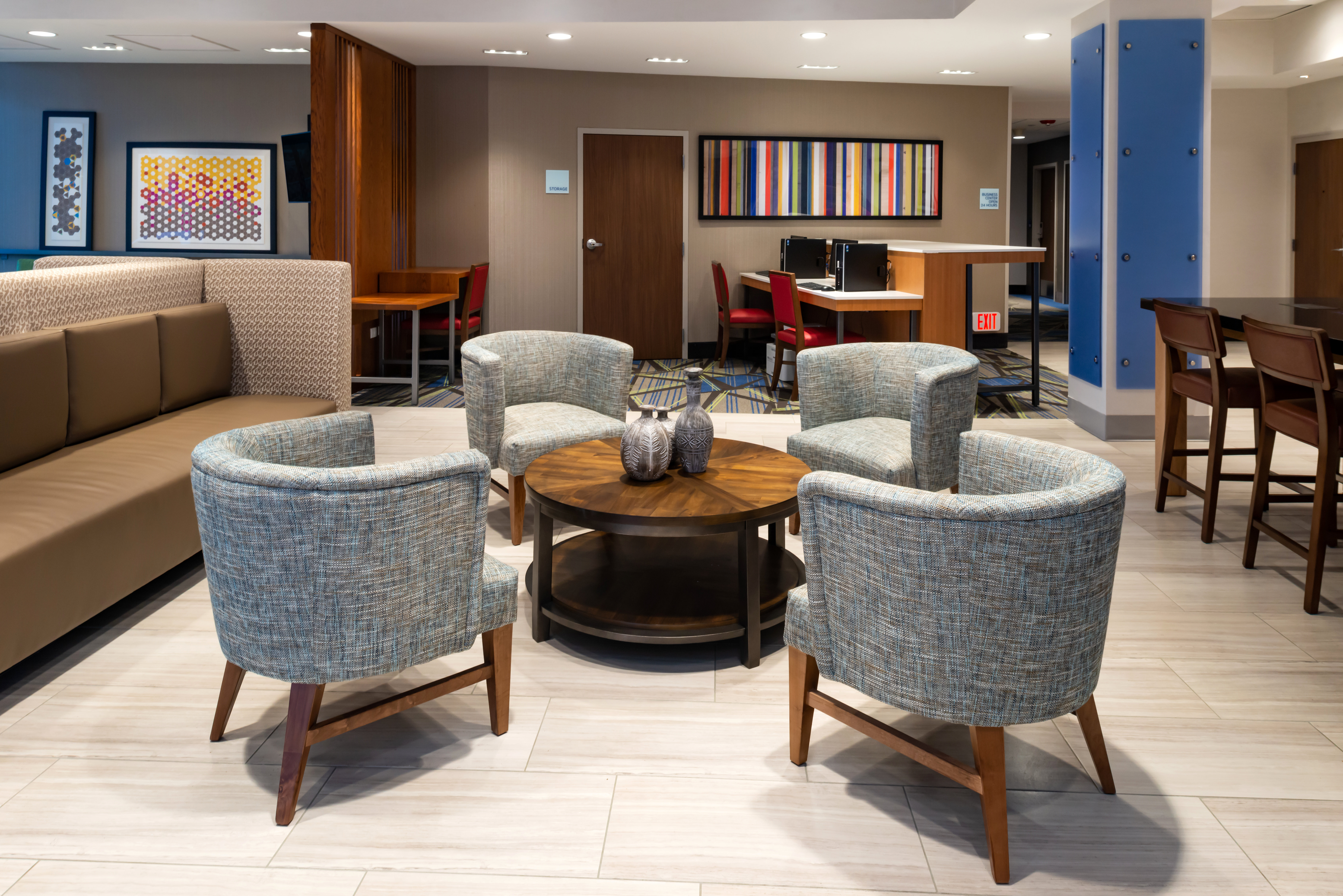 hol inn exp and suites romeoville joliet north