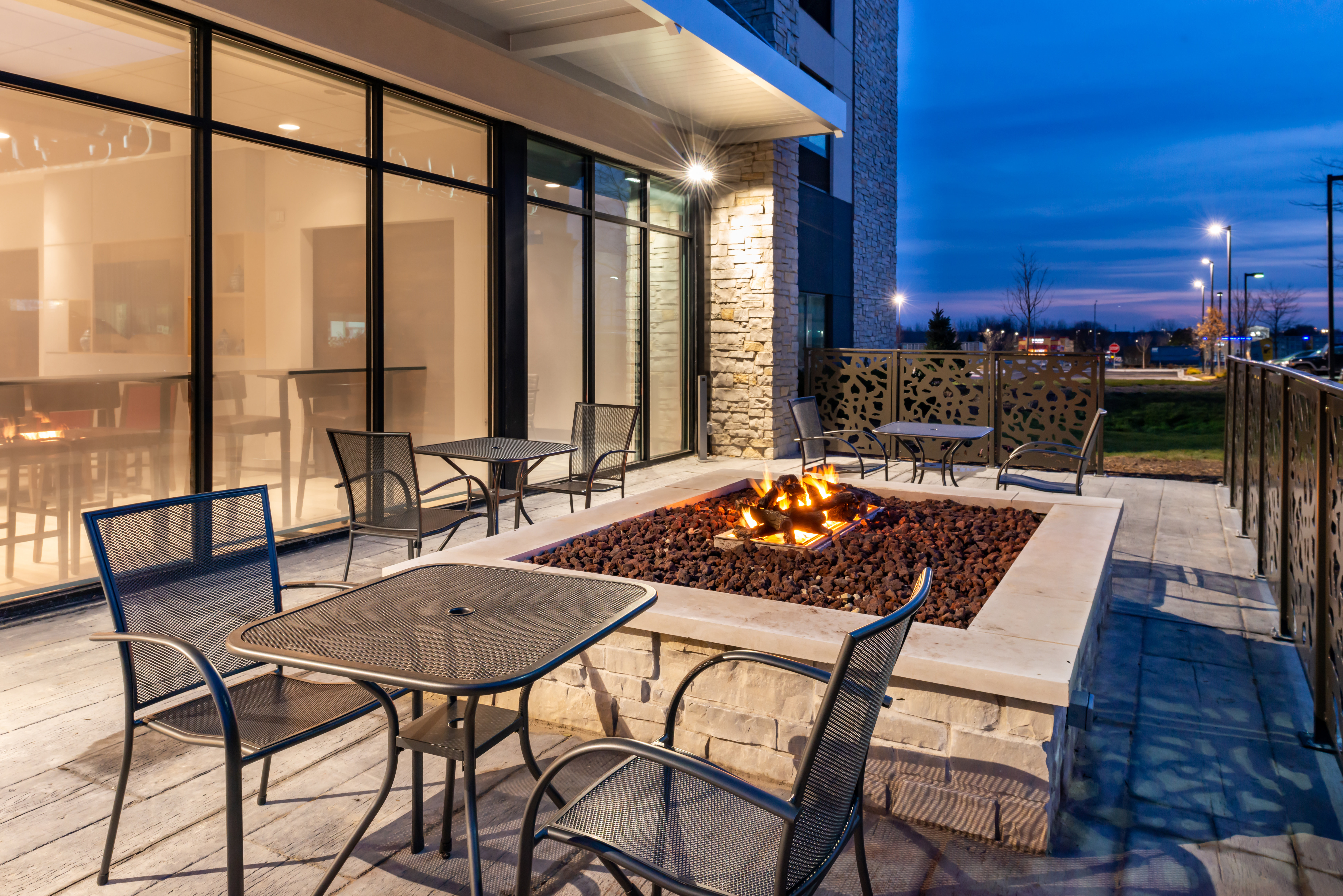 hol inn exp and suites romeoville joliet north