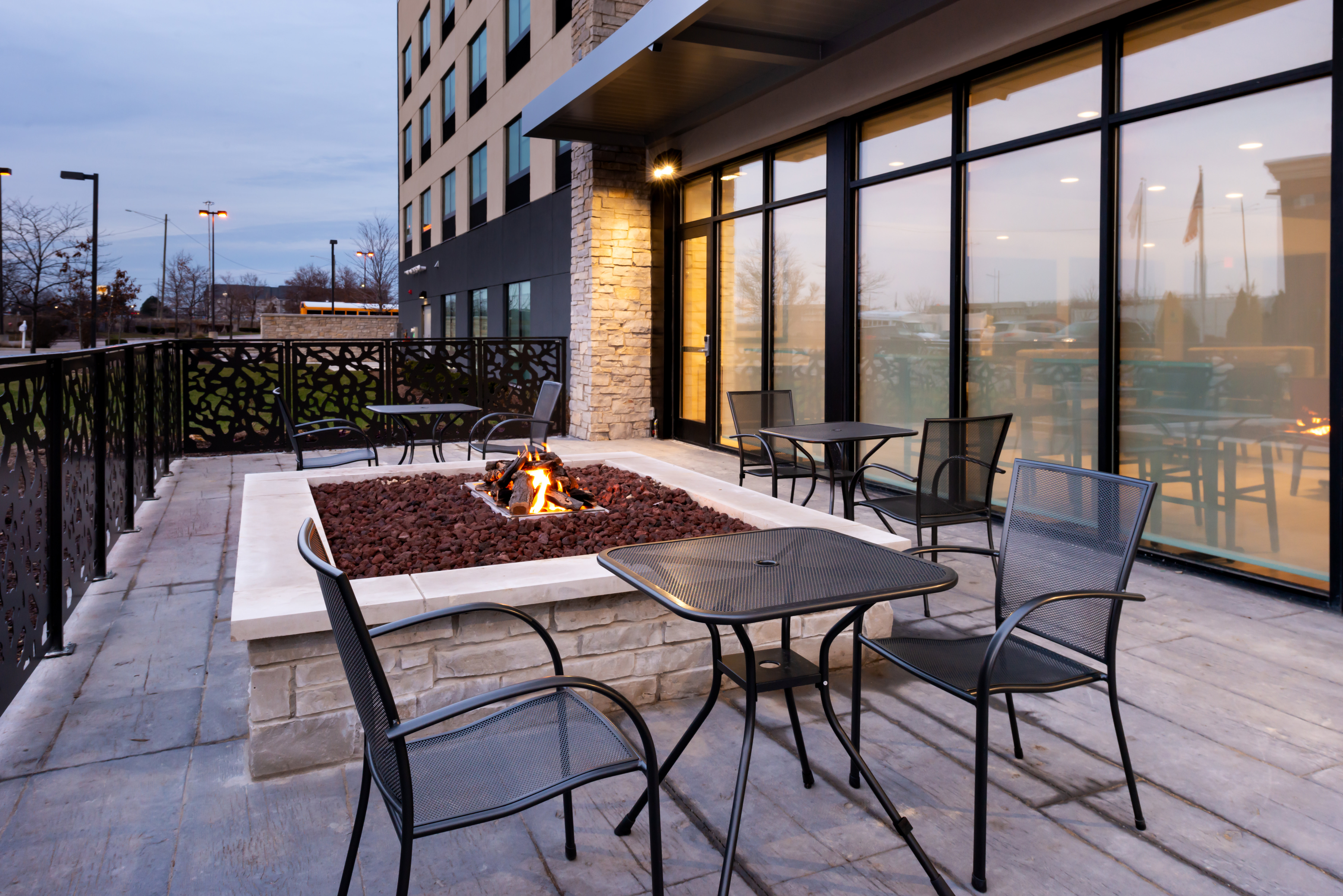hol inn exp and suites romeoville joliet north