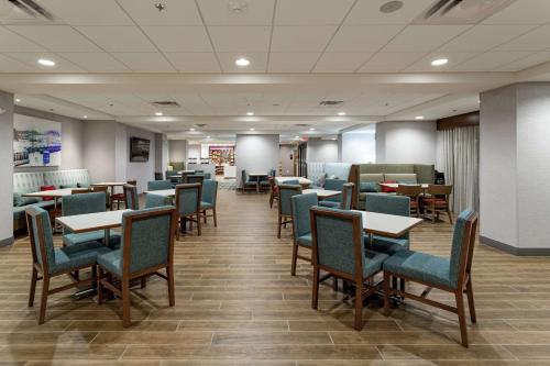 hampton inn madison