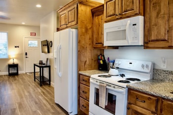 zions camp and cottages