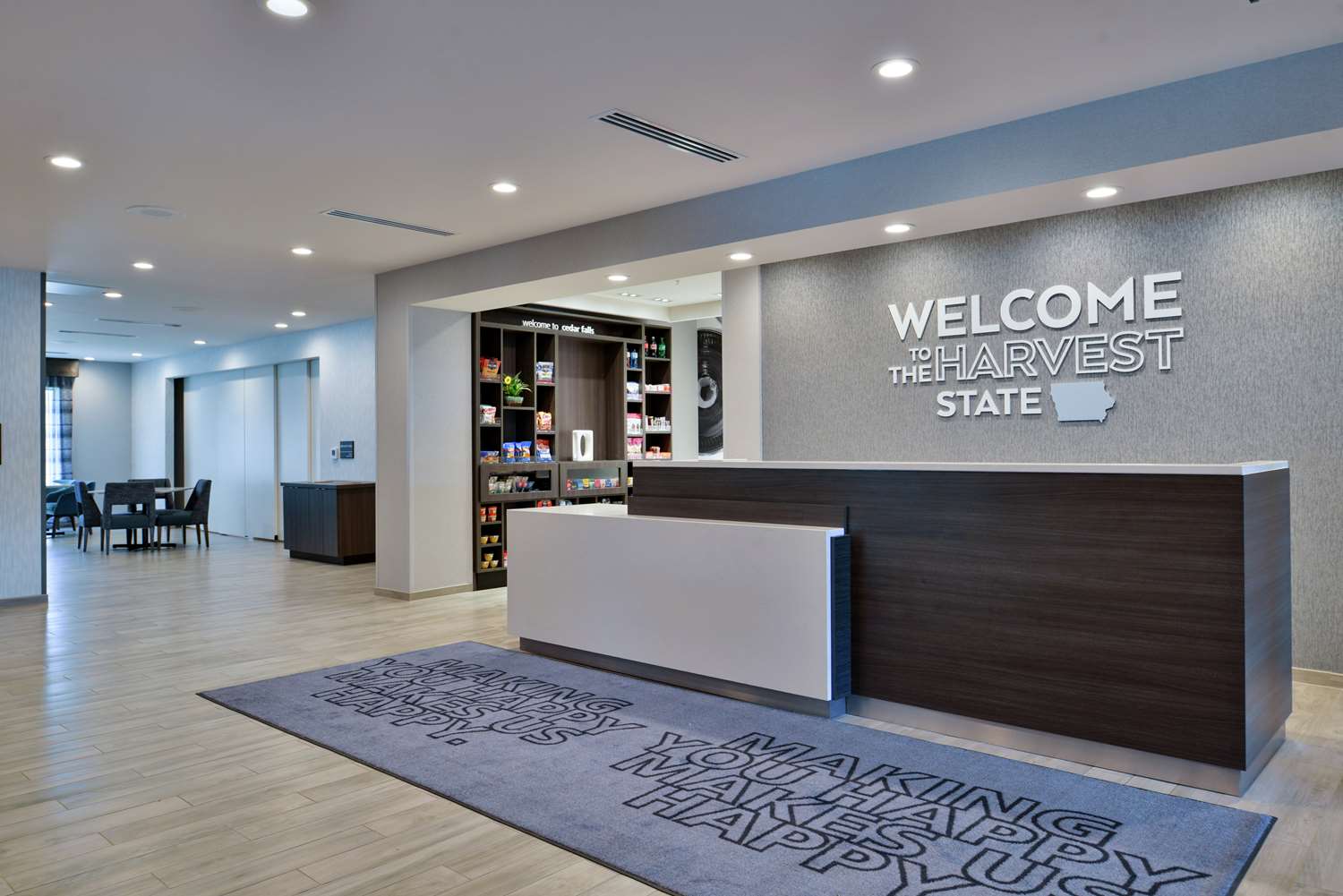 hampton inn cedar falls downtown
