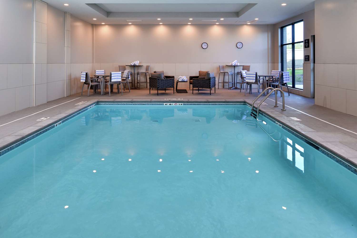 hampton inn cedar falls downtown