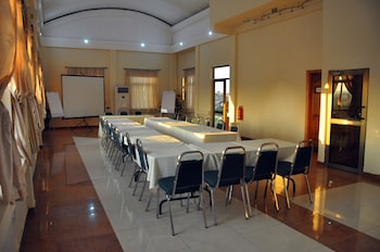 oscarpak royal hotel