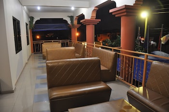 oscarpak royal hotel