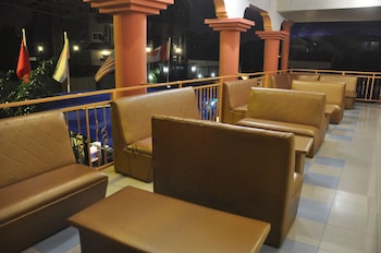 oscarpak royal hotel