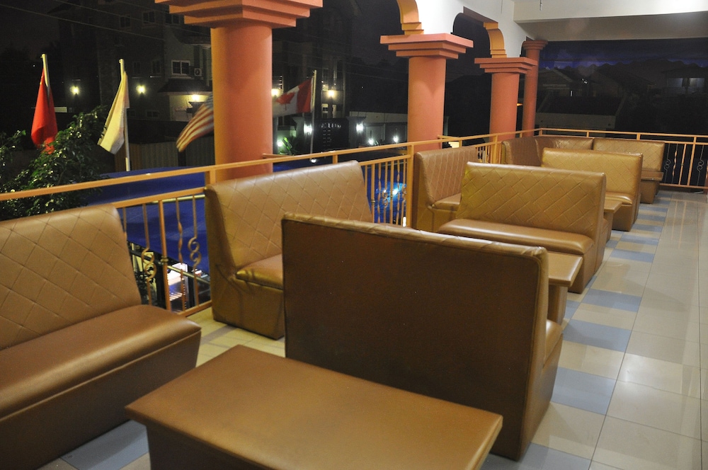 oscarpak royal hotel