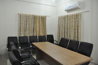 oscarpak royal hotel