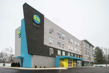 tru by hilton elkhart in