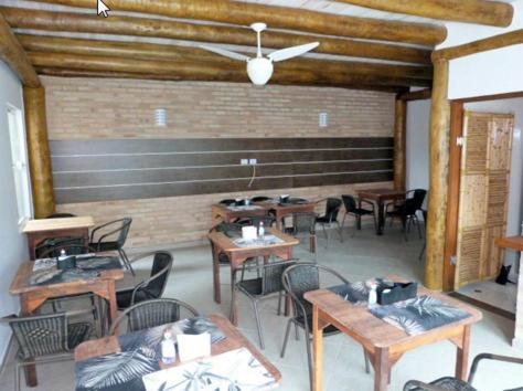 velinn pousada iguana azul