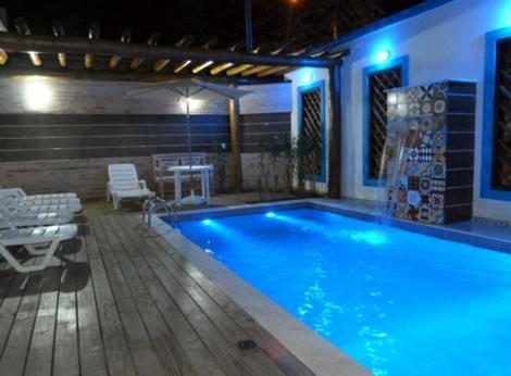 velinn pousada iguana azul