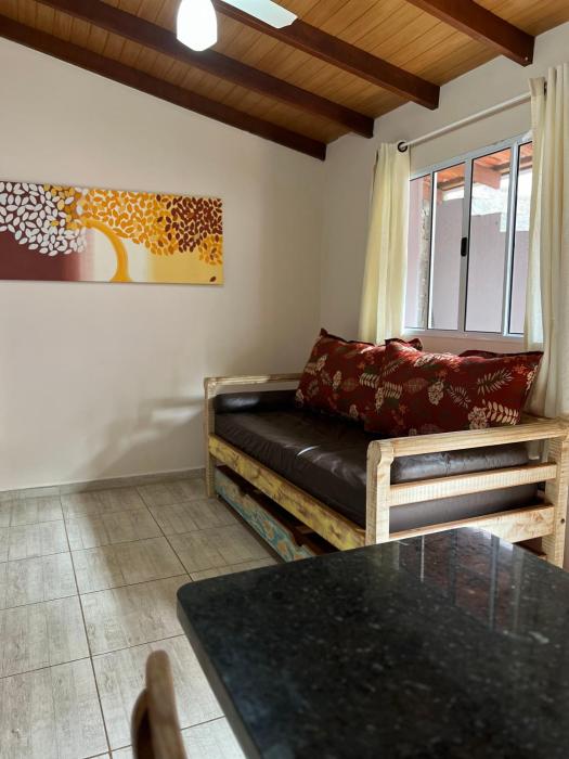 velinn pousada iguana azul