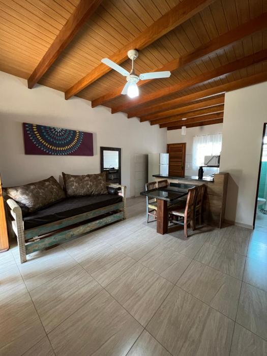 velinn pousada iguana azul