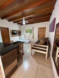 velinn pousada iguana azul