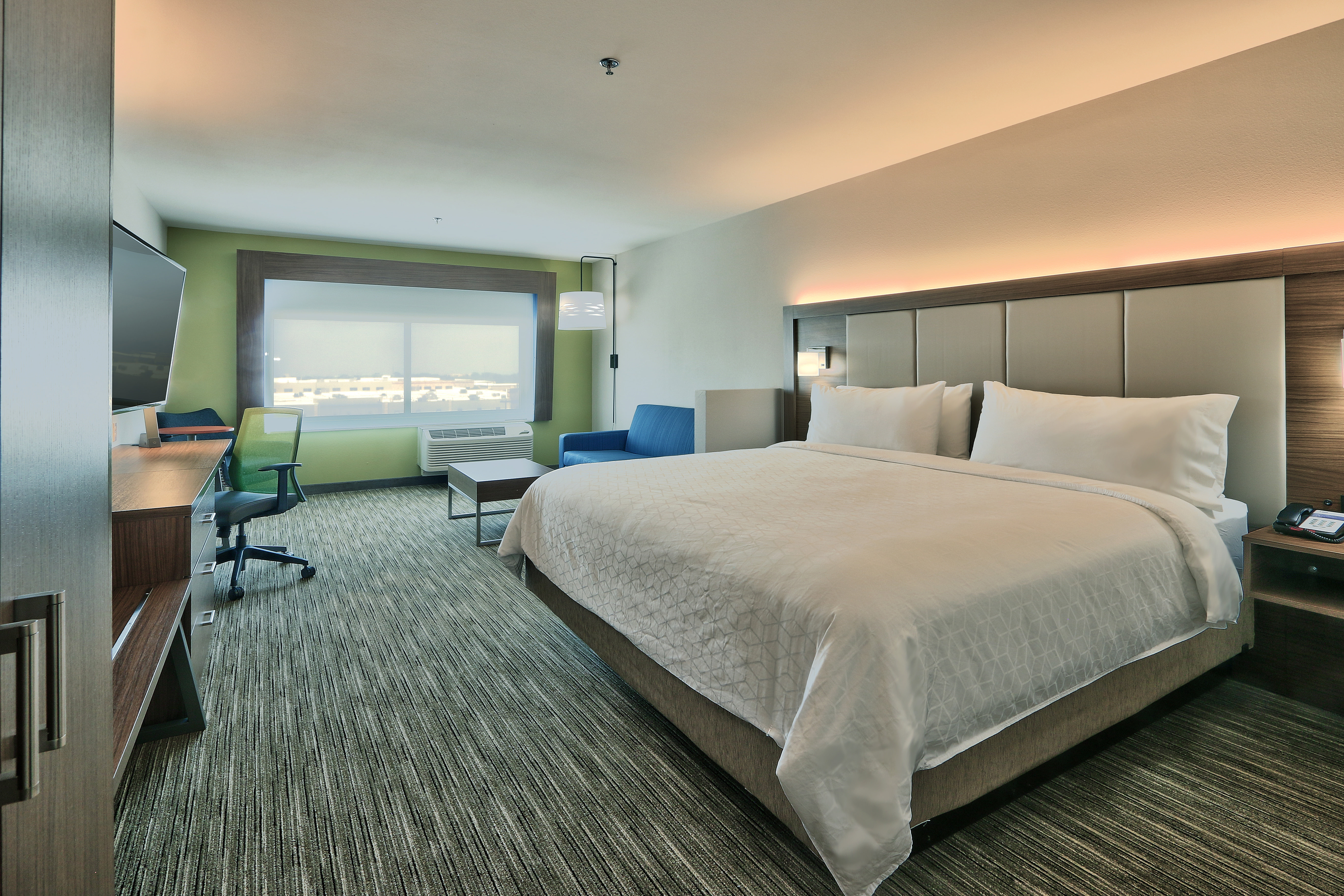 holiday inn express and suites albuquerque east an ihg hotel