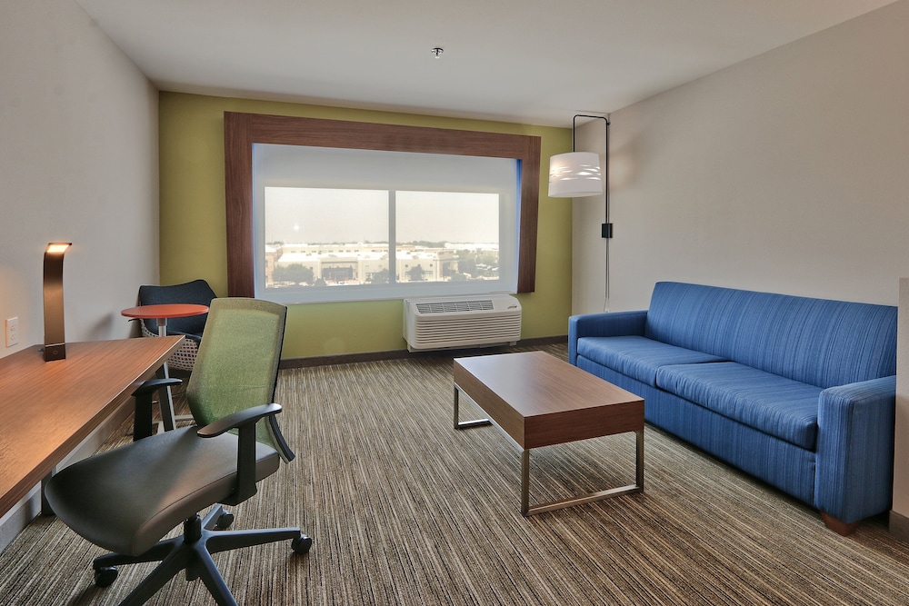 holiday inn express and suites albuquerque east an ihg hotel