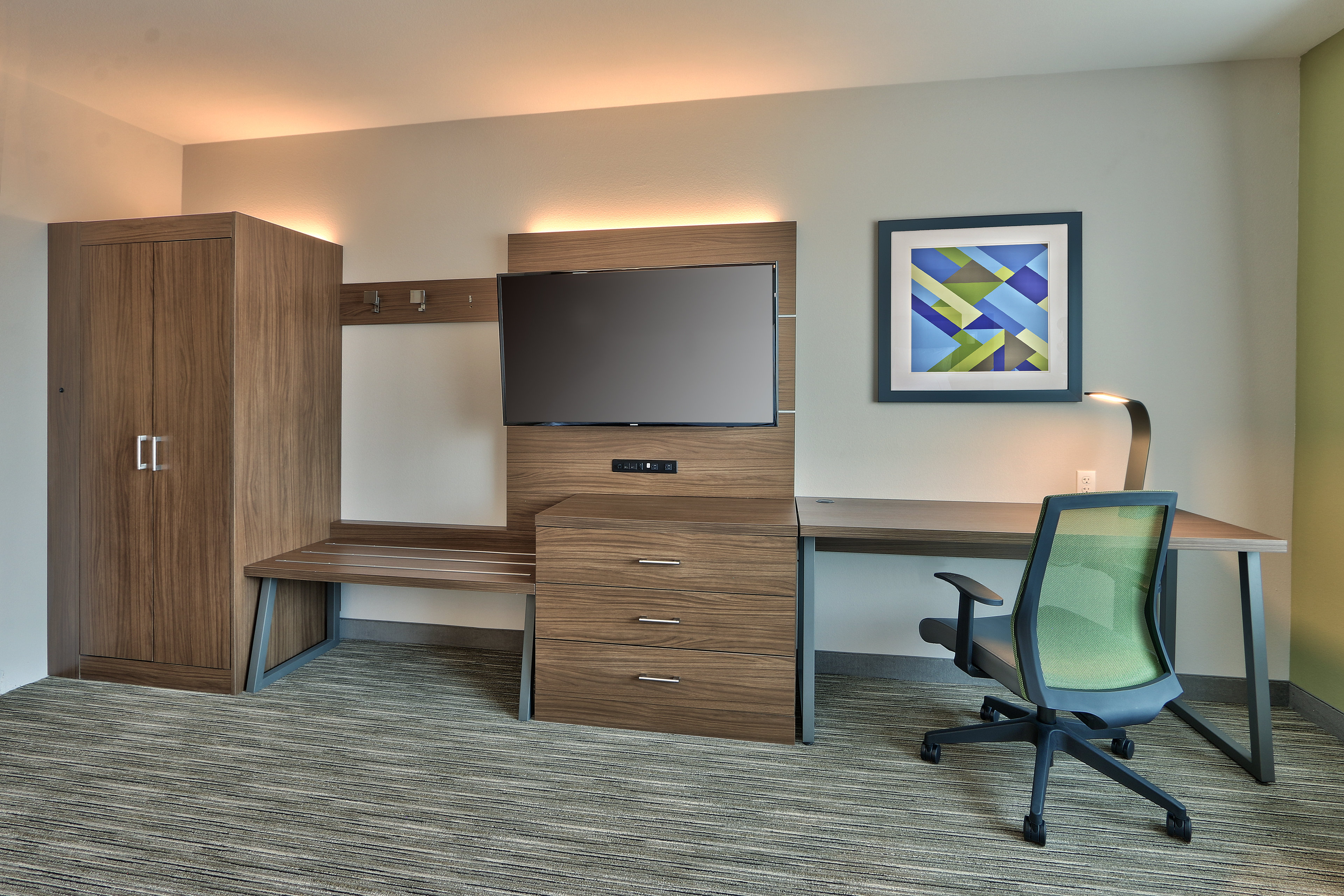 holiday inn express and suites albuquerque east an ihg hotel