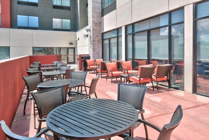 holiday inn express and suites albuquerque east an ihg hotel