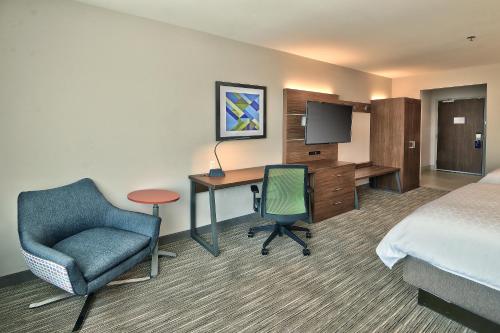 holiday inn express and suites albuquerque east an ihg hotel