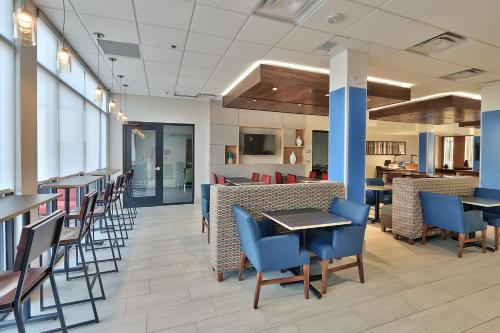 holiday inn express and suites albuquerque east an ihg hotel