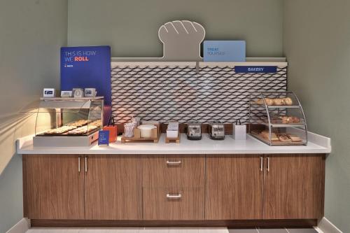 holiday inn express and suites albuquerque east an ihg hotel