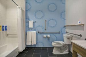 tru by hilton fort worth fossil creek