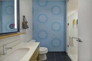 tru by hilton fort worth fossil creek