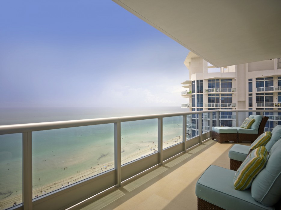Monte Carlo Miami Beach Condo By Global Luxury Suites,In Miami Beach (North Beach),4 star