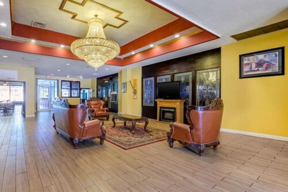 days inn and suites by wyndham lebanon pa
