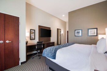 comfort inn and suites