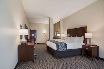 comfort inn and suites