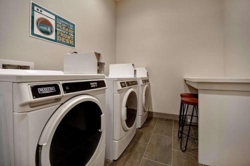 home2 suites by hilton wichita northeast