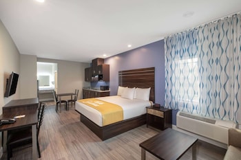 days inn and suites by wyndham la porte