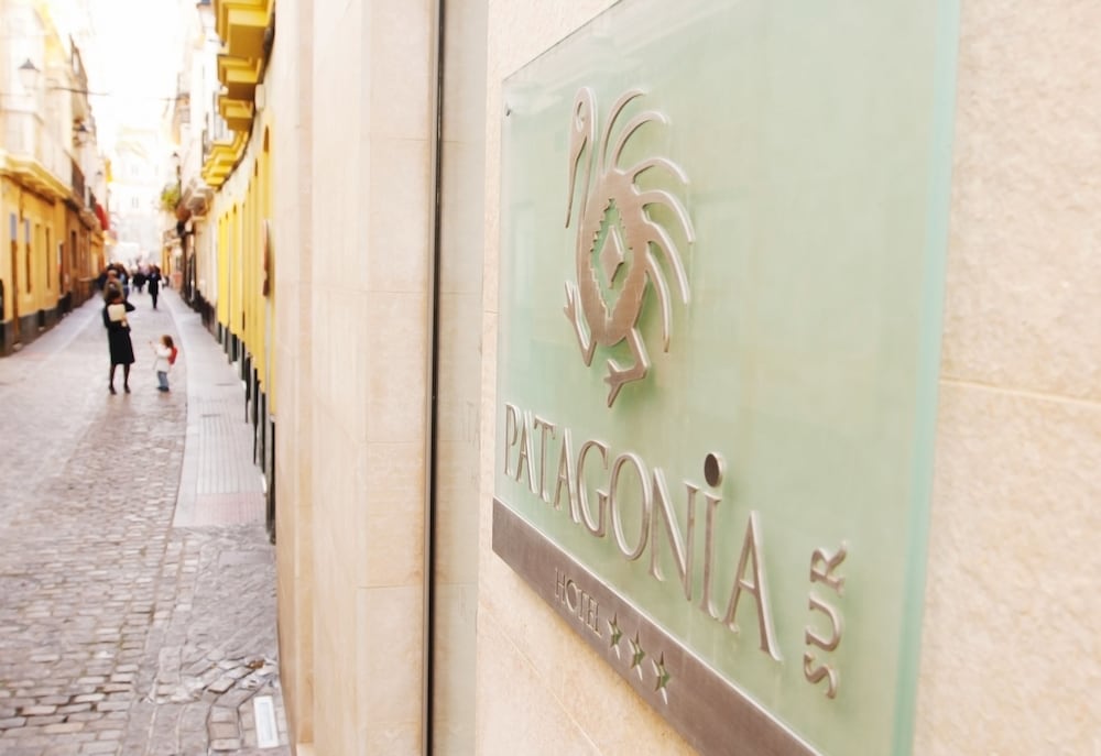 hotel patagonia sur