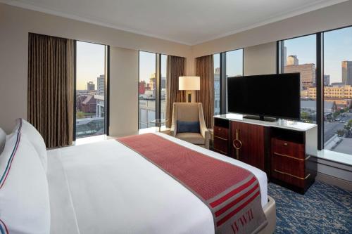 the higgins hotel new orleans curio collection by hilton
