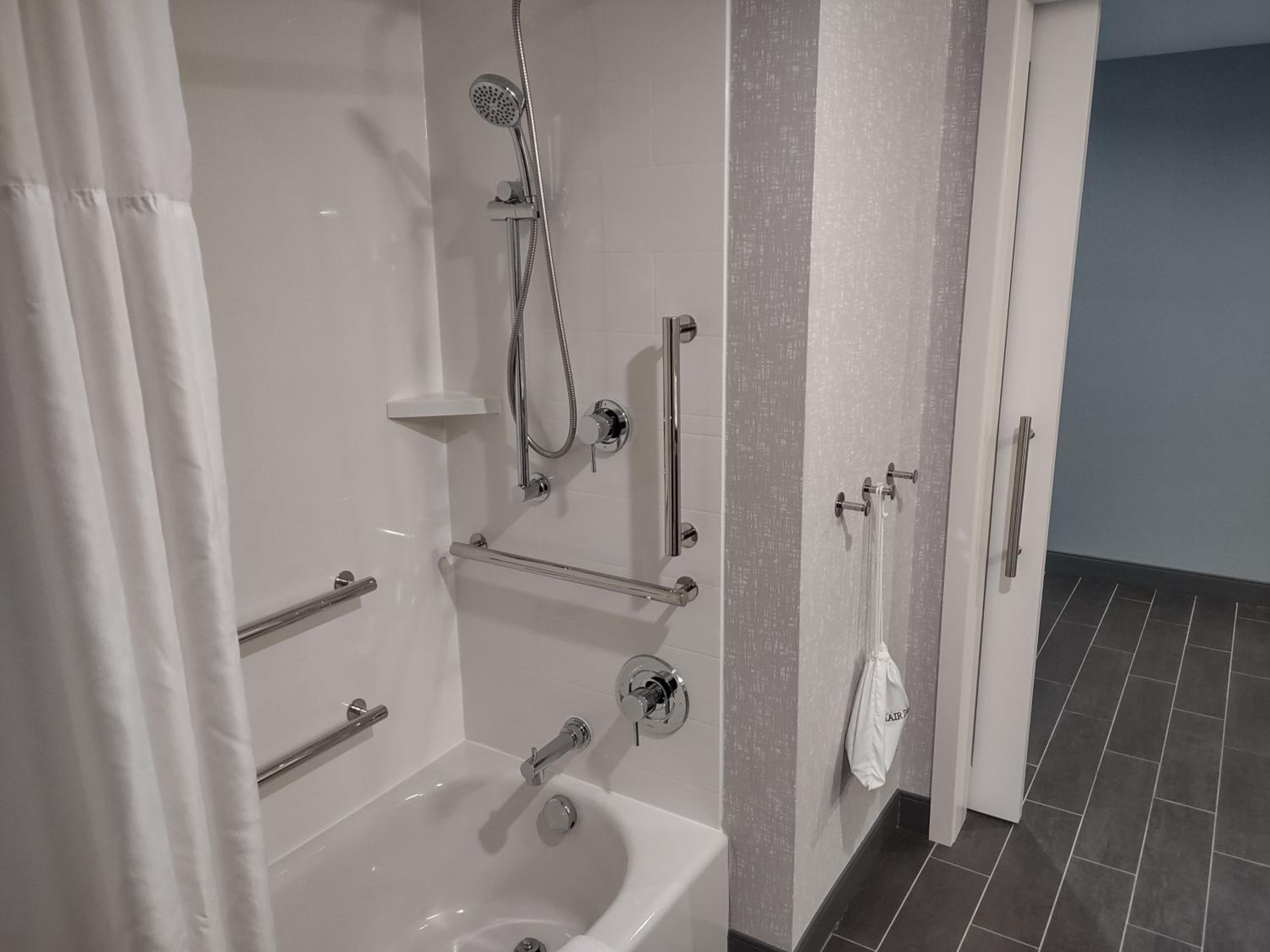 hampton inn and suites pittsburgh new stanton