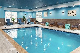hampton inn and suites pittsburgh new stanton