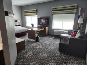 hampton inn and suites pittsburgh new stanton