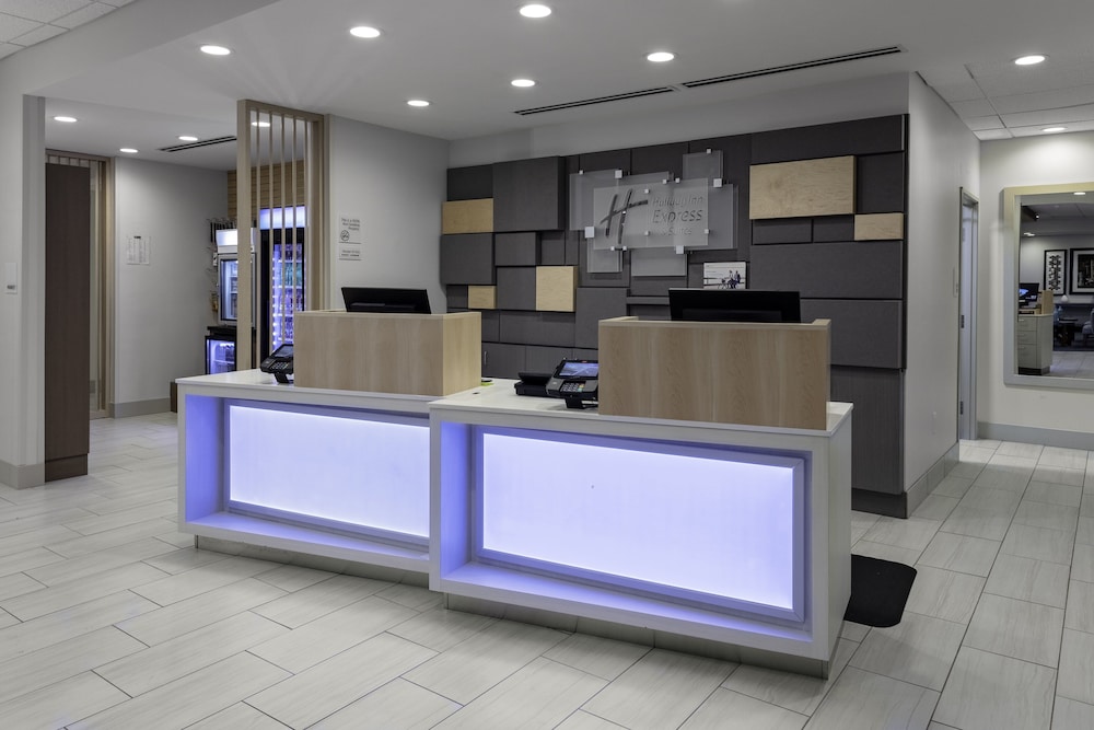 holiday inn exp and sts wilmington west medical park
