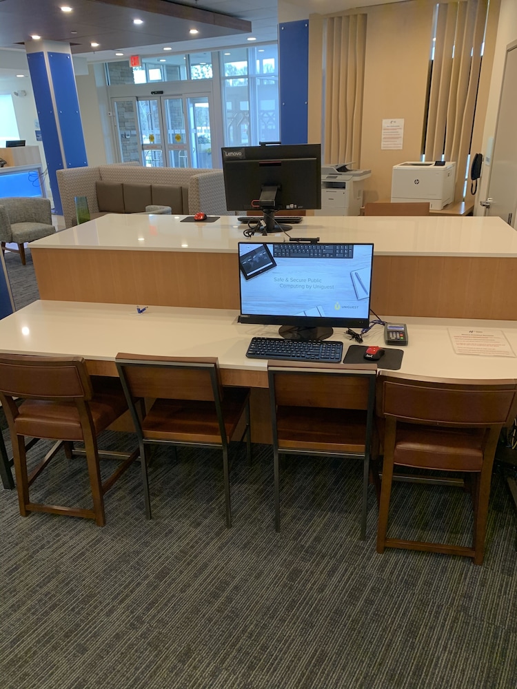 holiday inn exp and sts wilmington west medical park